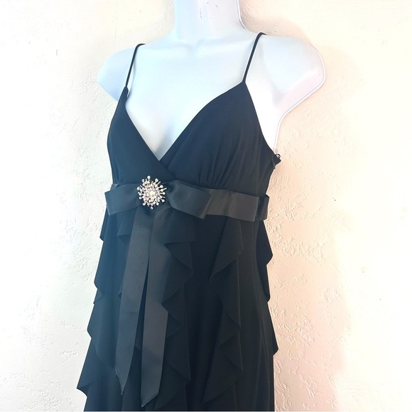 Cache Y2K Babydoll Ruffle Rhinestone Brooch Cocktail Dress Size 6 Party Hoco LBD - Picture 6 of 16